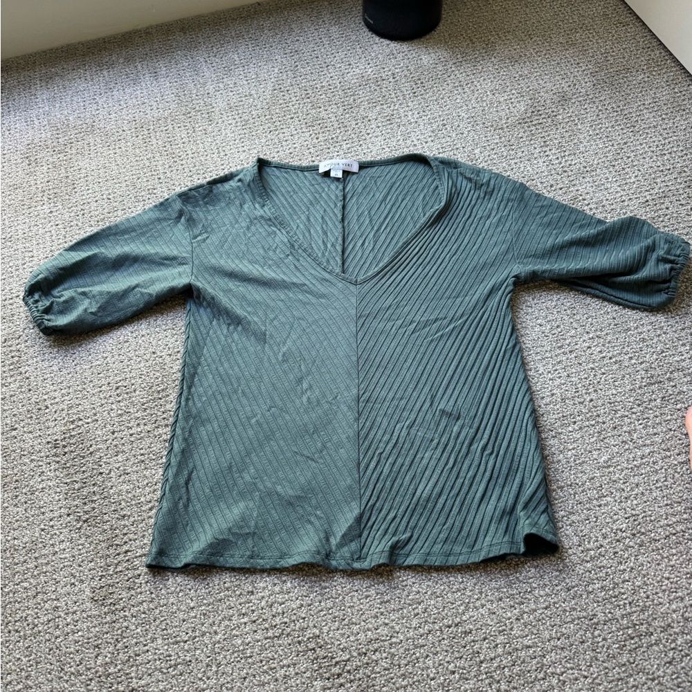 Amour Vert Forest Green Textured V-Neck Blouse